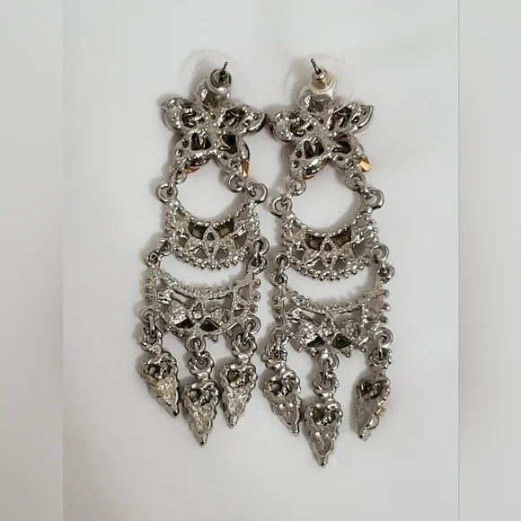 Vintage Dangle Earrings - Picture 3 of 4